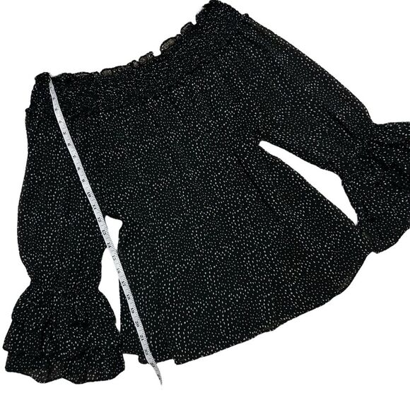 CECE NWT Black/White Dot Print Long Ruffle Sleeve Off Shoulder Chiffon Blouse L - Picture 9 of 13